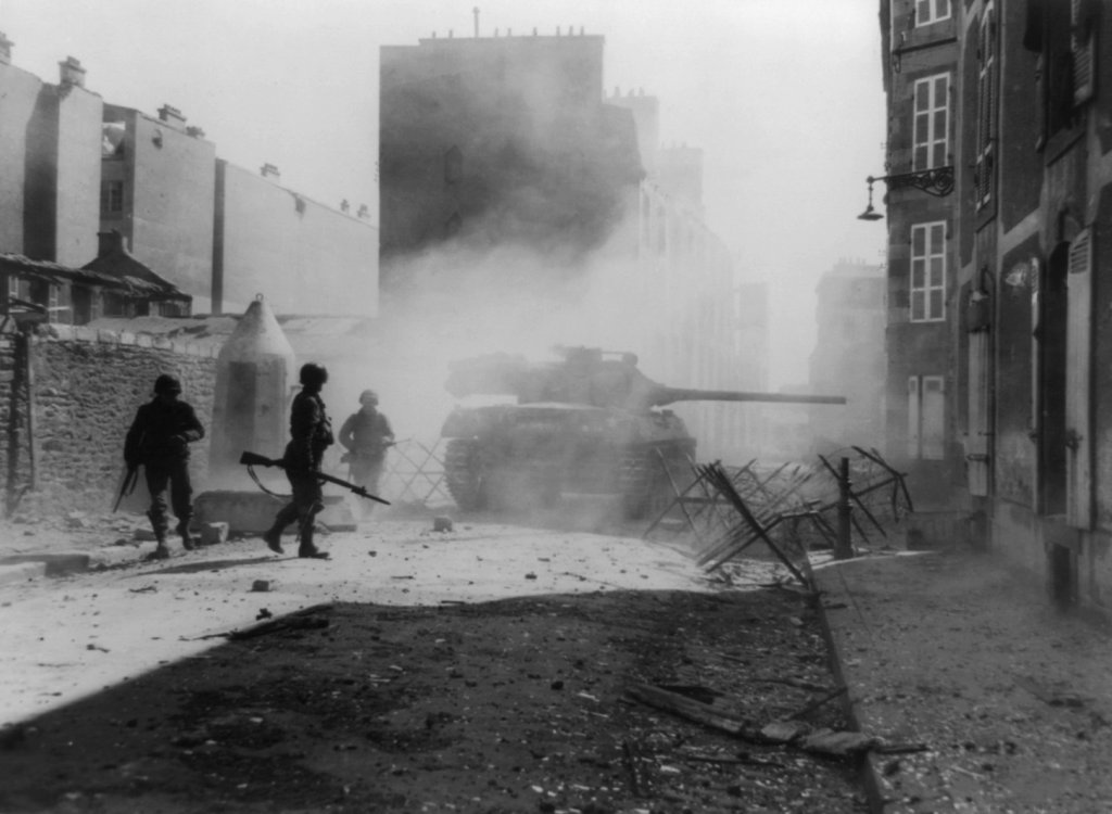 Sept_1944_brest_US_tank_m36_90707669