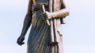 Aristarchos_von_Samos_(Denkmal)