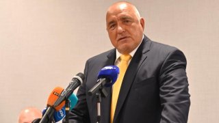 "От център и към дясното други освен ГЕРБ няма", смята Борисов