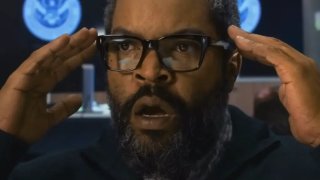 По-голям дори от "Снежанка" и актьорската игра на The Weekend