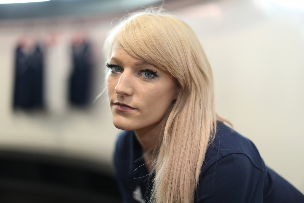 Елис Кристи притежава 13 златни медала от световни и европейски първенства, но те са съпроводени с огромни трудности в живота ѝ