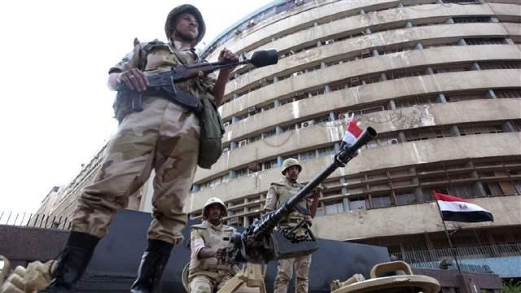 egypt_military005_16x9