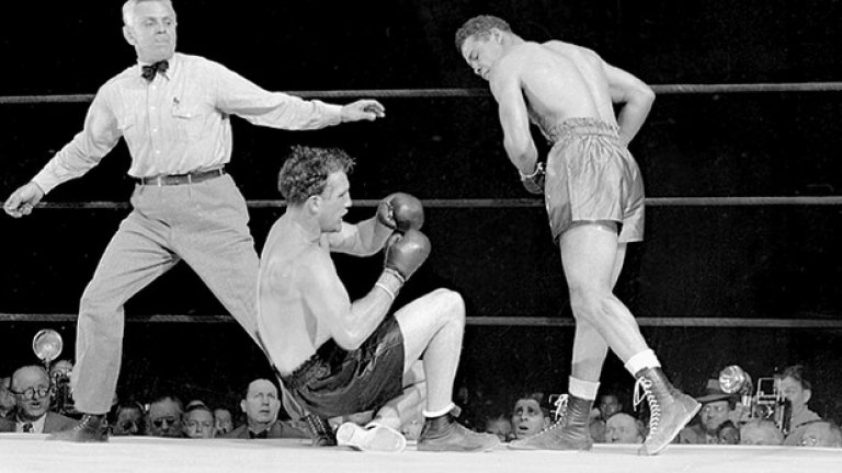 6. Тежката нощ на Джо Луис: Джо Луис - Били Кон. 18 юни 1941 г., Ню Йорк. В наши дни Били Кон е подценяван и влиянието му в бокса не е като това на Луис, Али, Фрейзър или Форман. Но на 19 години той вече бе победил трима действащи шампиони, което е уникално постижение. В тази нощ Кон прави страхотен мач и нанася серия тежки удари на великия Луис. В 10-ия рунд е толкова свеж, че намига на шампиона: "Джоузеф, май имаш тежка вечер". Но в 13-ия рунд идва моментът на Джо. "Знаех си, че когато пусне дългия си ляв прав, се оголва", казва по-късно шампионът. И използва момента - красива серия удари и нокаут.