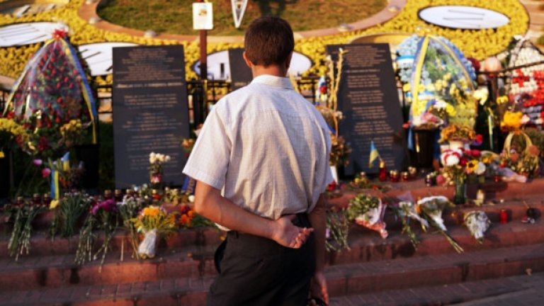 Порошенко бе освиркан от Майдана