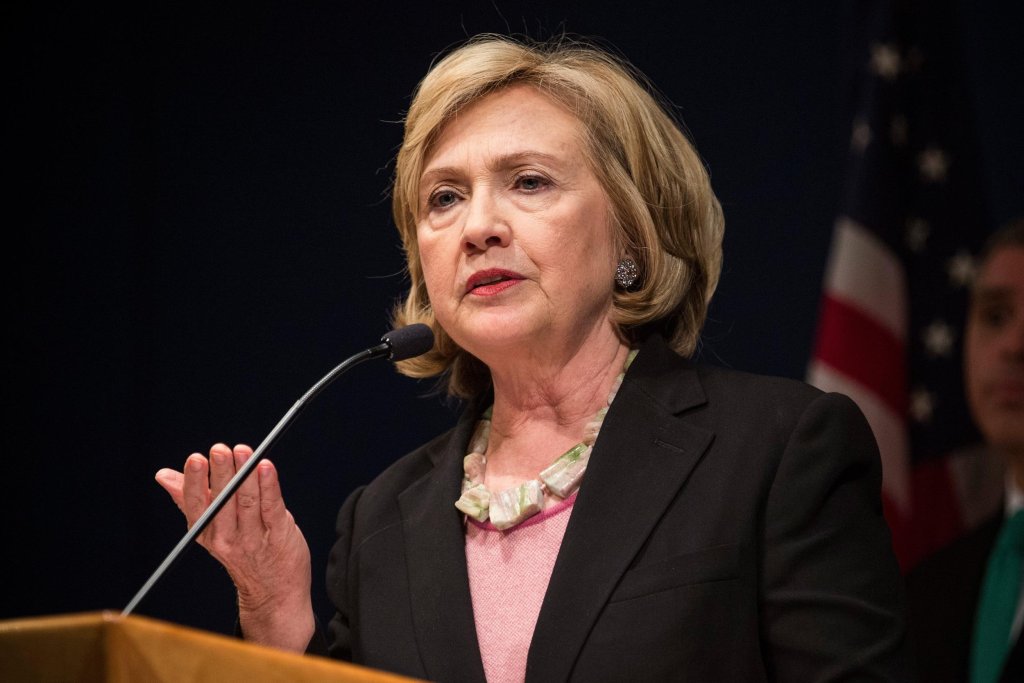 140918-hillary_clinton_cap-1309_2dea965e563cc5e473f41f45e6019a77