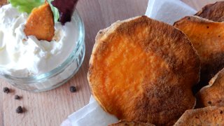 чипс от сладък картоф роси