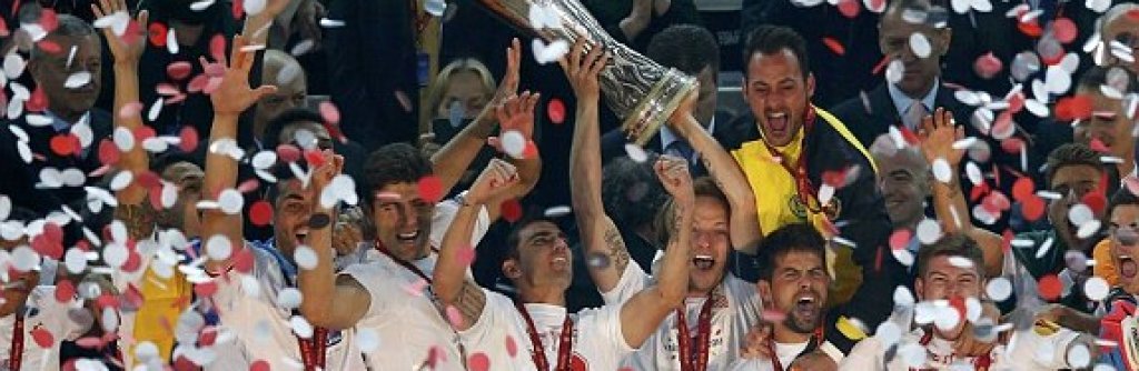 1400104685634_lc_galleryImage_Sevilla_s_players_celebra
