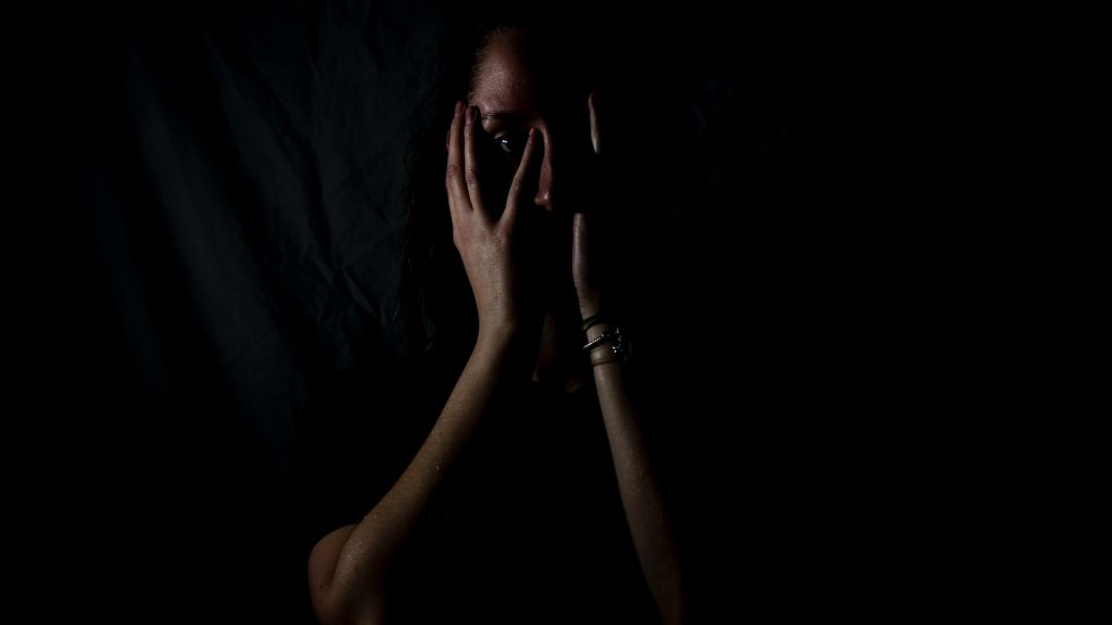 melanie-wasser-j8a-TEakg78-unsplash