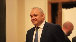 Служебният министър категорично отхвърли вероятността Христов да е пристигнал в страната със самолет