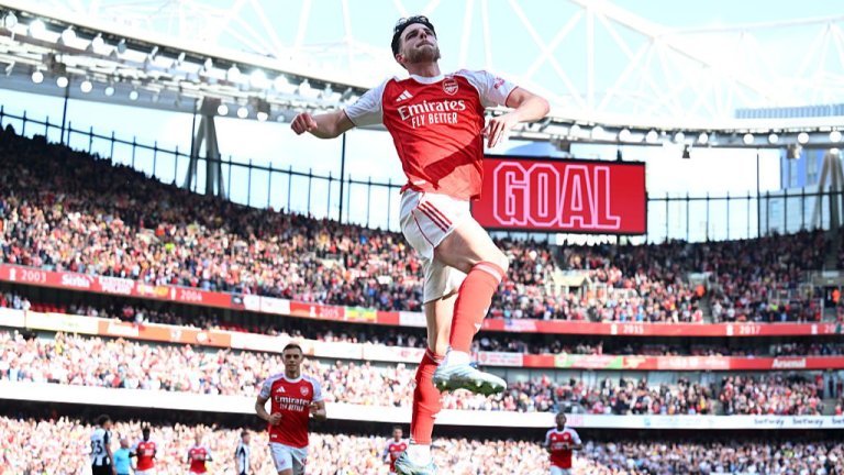 Арсенал си подпечата второто място в крайното класиране