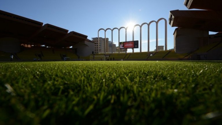 Стадион "Луи II" чака реванша и евентуално нова велика вечер за Монако, позабравил блясъка на турнира.