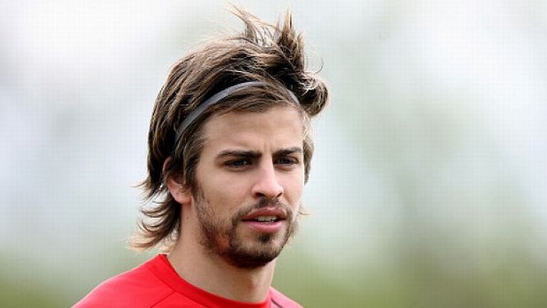 Жерар Пике, Барселона
Още един играч от световна класа, който бе изпуснат от Манчестър Юнайтед. Спечели всичко на клубно и национално ниво, след като си тръгна от Англия. В Юнайтед пък още търсят качествени наследници на Рио Фърдинанд и Неманя Видич.