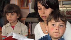Образованието започва с "Аз съм българче", но далеч не свършва с него