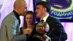 Николай Михайлов е първият вратар след баща му Борислав, който печели наградата "Футболист на годината" у нас