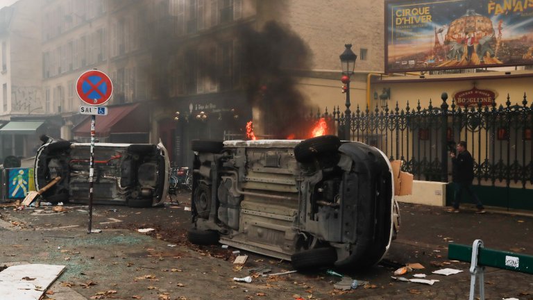 Ранени и арестувани след протести в Париж заради стрелбата по кюрдски център