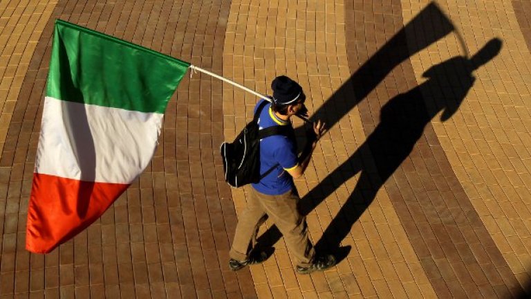 Едно дете загина, а други седем са ранени при взрив в италианско училище