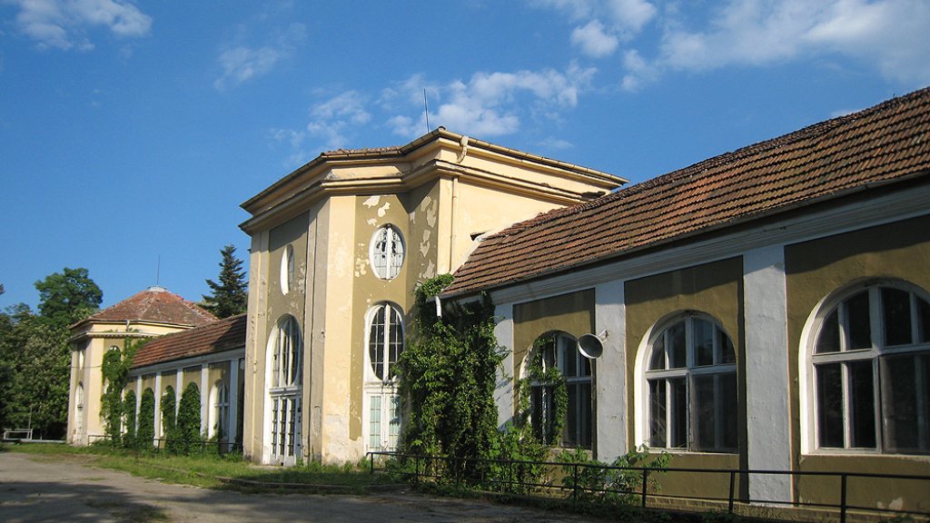 VarshetsOldMinBath