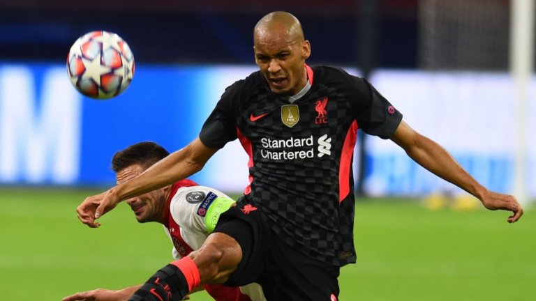 Фабиньо направи голям мач срещу Аякс, и то точно когато всички погледи бяха насочени към него. Бразилецът показа, че е способен да замени най-добрия централен защитник от последните няколко години, при това като заиграе на различен от обичайния си пост