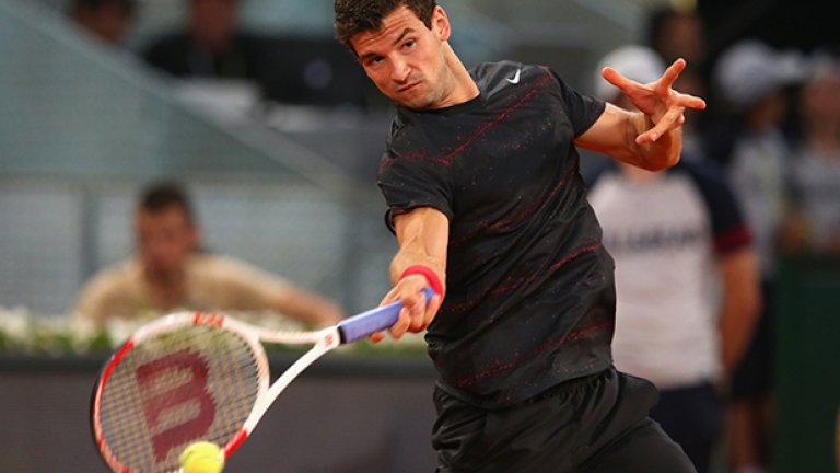 Григор играе отлично, но връзката с Мария все още е топ новина за много репортери по света.