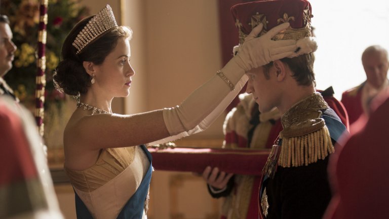 The CrownБиографичната историческа драма, която разказва за живота на кралица Елизабет II, вече е в своя втори сезон. От брака и с принц Филип и събития от 40-те и 50-те години, историята премина към 60-те, Суецката криза и раждането на принц Едуард. За радост, сериалът продължава да държи високо ниво на качество. 