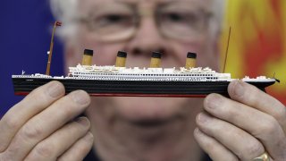 Enthusiasts Enjoy The London Model Engineering Exhibition