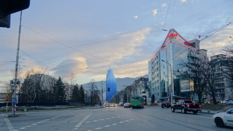 Небостъргачът все още няма разрешение за строеж
