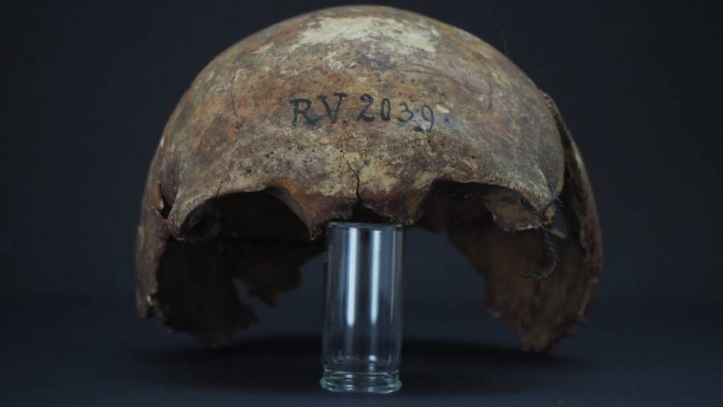 worlds-oldest-plague-victim