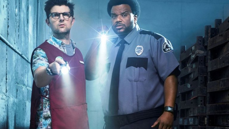 Ghosted
Комедийният сериал разказва за една нелепа двойка - скептик и истински фен на паранормалното, които заради нелеп инцидент са наети от организация, наречена "Подземното бюро". Там те трябва да разследват поредица от "необясними" събития, случващи се в района на Лос Анджелис, за които се предполага, че са свързани с мистериозен обект, заплашващ съществуването на цялото човечество. Проблемът е, че комедията не е смешна, а историята не е толкова качествена, че да я следиш с истински интерес. И дотам.