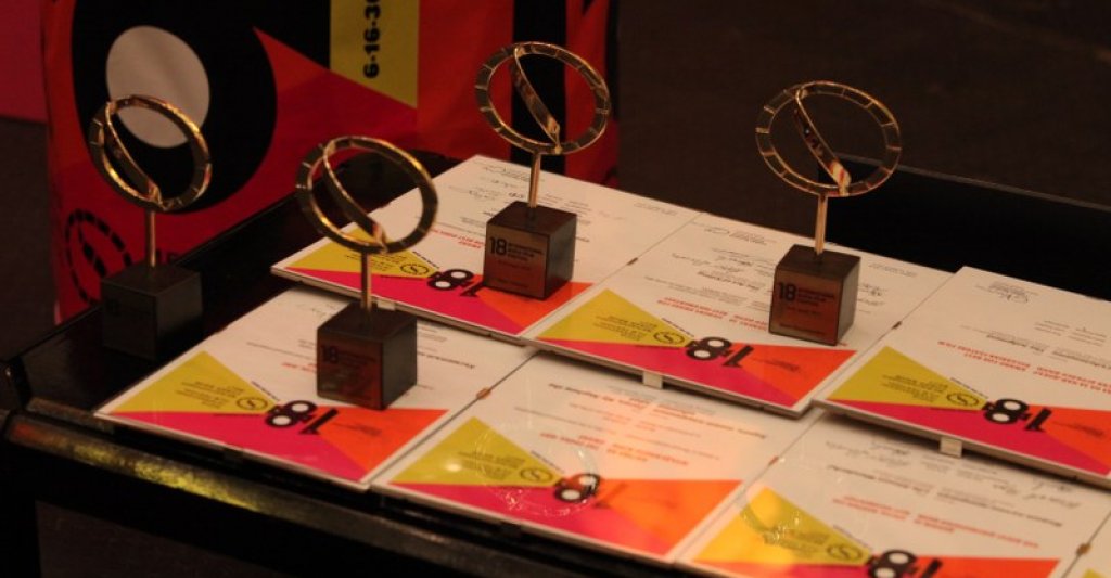 Awards2_800x533