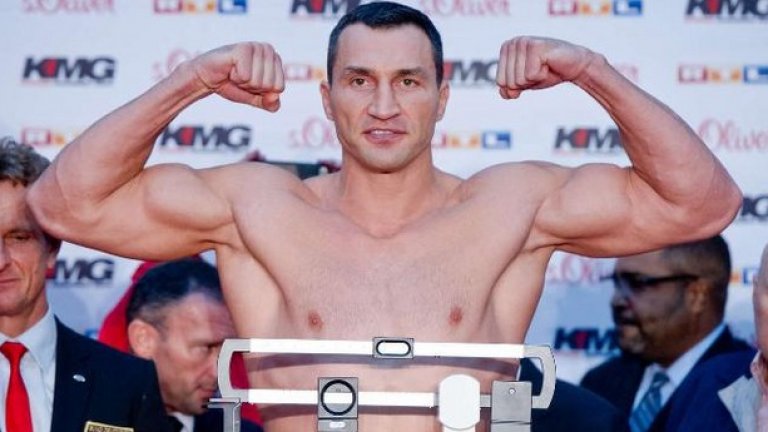 Изданието напомня, че 38-годишният боксьор е в отлична форма