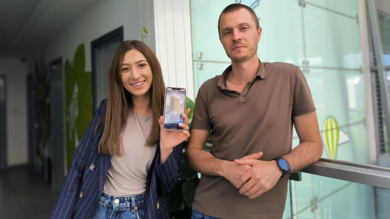 Тандемът, който пренесе 100-те национални обекта в телефона
