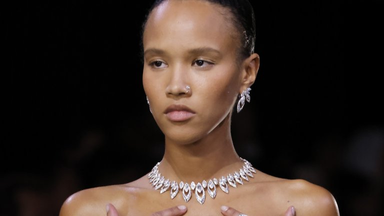 Най-заслепяващите бижута от модните ревюта за 2023-та