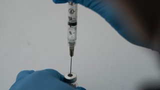 "Тренд": Едва 28% от българите биха се ваксинирали срещу COVID-19