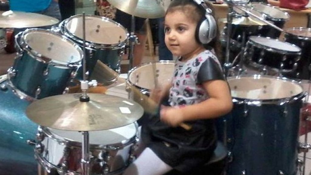 eduarda_henklein_batera