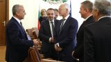 Служебният премиер се срещна с представители на работодателски организации