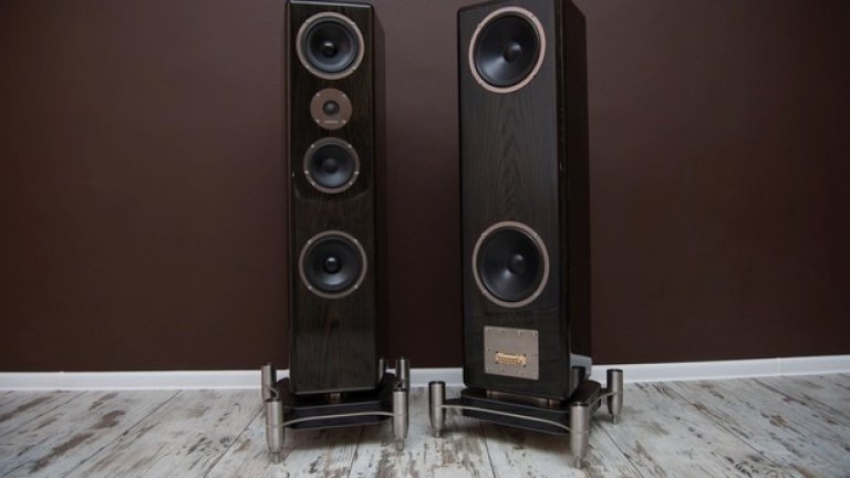 Звукомир вече събира положителни отзиви от чужбина, както и покани да включи System One в специализирани сайтове. Пишат му и хора, които биха искали просто да дойдат в България и да послушат музика на системата