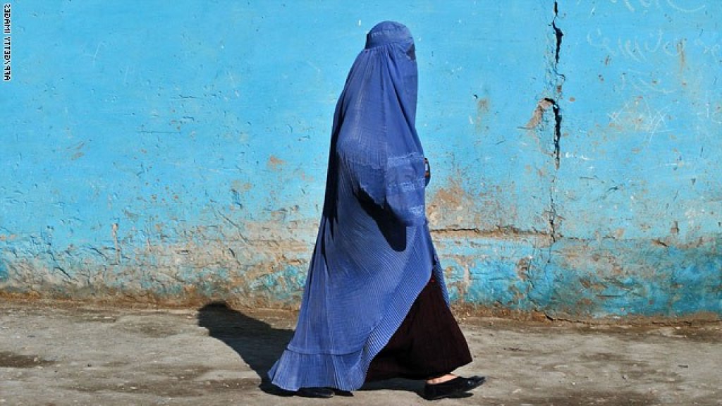 Burka-or-Bikini-burqa_afp.jpgput-in-e1352592106891