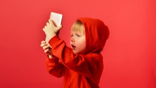 Как да бъдем родителите, които проправят път в дигиталната джунгла