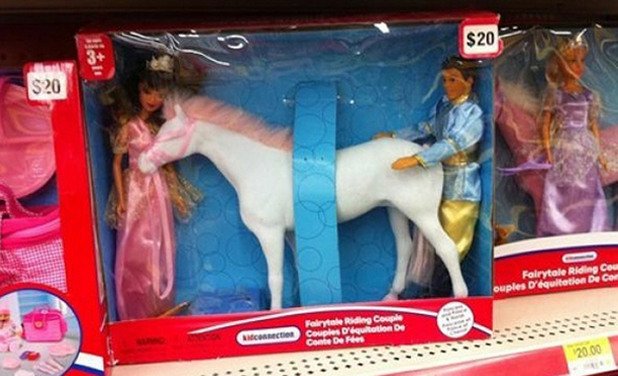 Барби и Кен...с кон