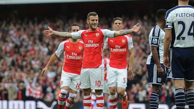 Младата звезда на Арсенал празнува попадението - бижу.