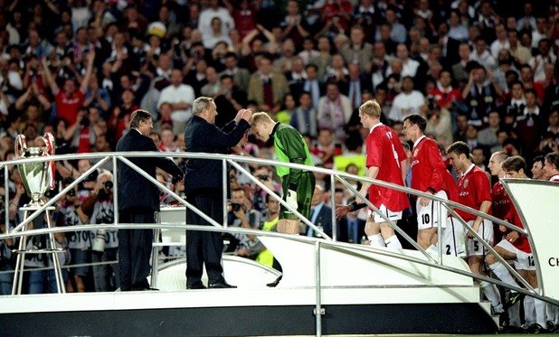 Манчестър Юнайтед, сезон 1998/99 Тимът на сър Алекс Фъргюсън обръща Байерн (Мюнхен) и стига до успеха с 2:1