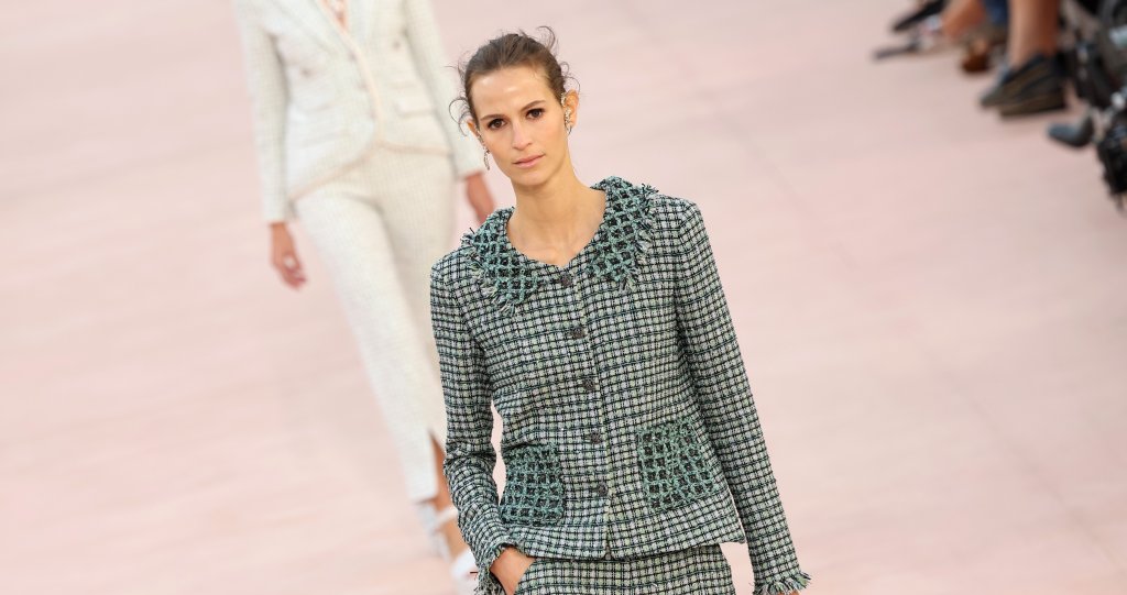 Предложенията за връхни дрехи този сезон: