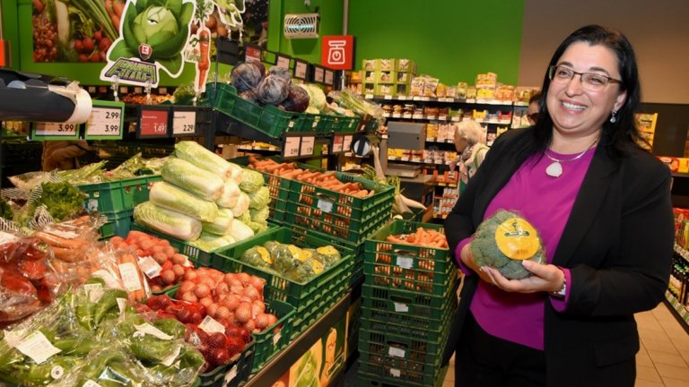 Компанията предлага богат асортимент от над 280 артикула в тази продуктова категория