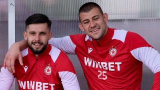 Скандалът между ЦСКА и Дюлгеров: 5 бири, чатове и взаимни обвинения