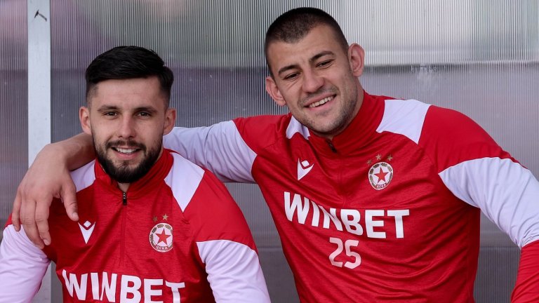 Скандалът между ЦСКА и Дюлгеров: 5 бири, чатове и взаимни обвинения