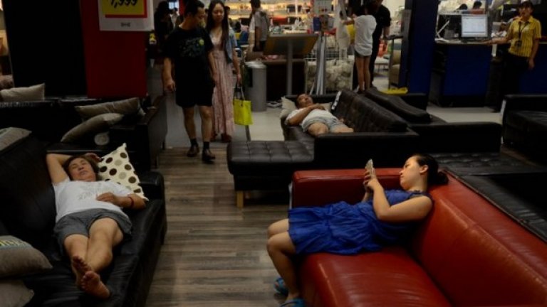 Да подремнеш в ИКЕА