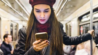 Кремъл казва, че спира интернета заради общата сигурност, но мнозина се опасяват, че това е просто прелюдия към нова порция цензура