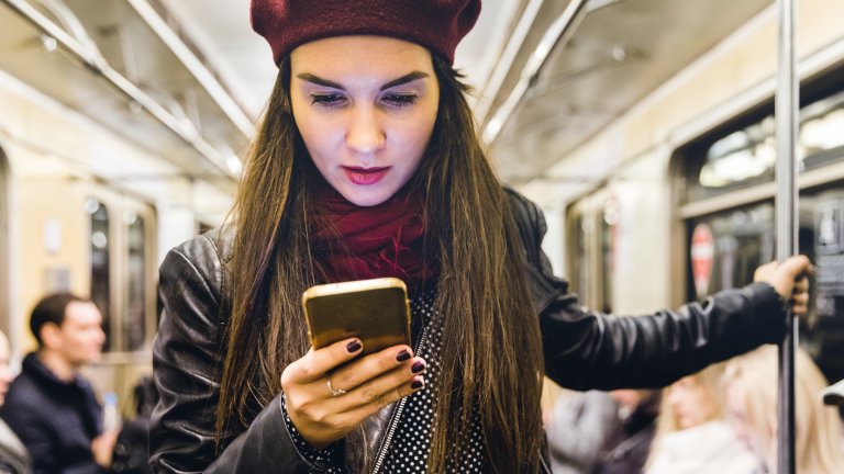 Кремъл казва, че спира интернета заради общата сигурност, но мнозина се опасяват, че това е просто прелюдия към нова порция цензура