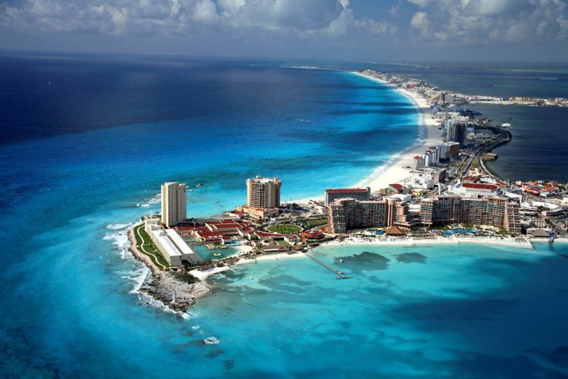 Една от перлите на Карибския басейн - Канкун е най-известният и посещаван мексикански курорт 