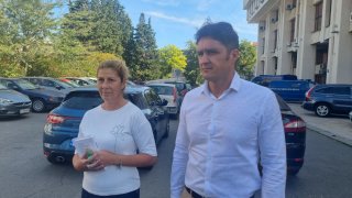 При безпрецедентна акция